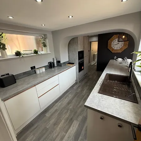 Modern 2 Bedroom Private Detached Cottage Llanddulas Exterior photo