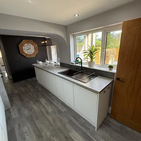 Modern 2 Bedroom Private Detached Cottage Llanddulas Exterior photo