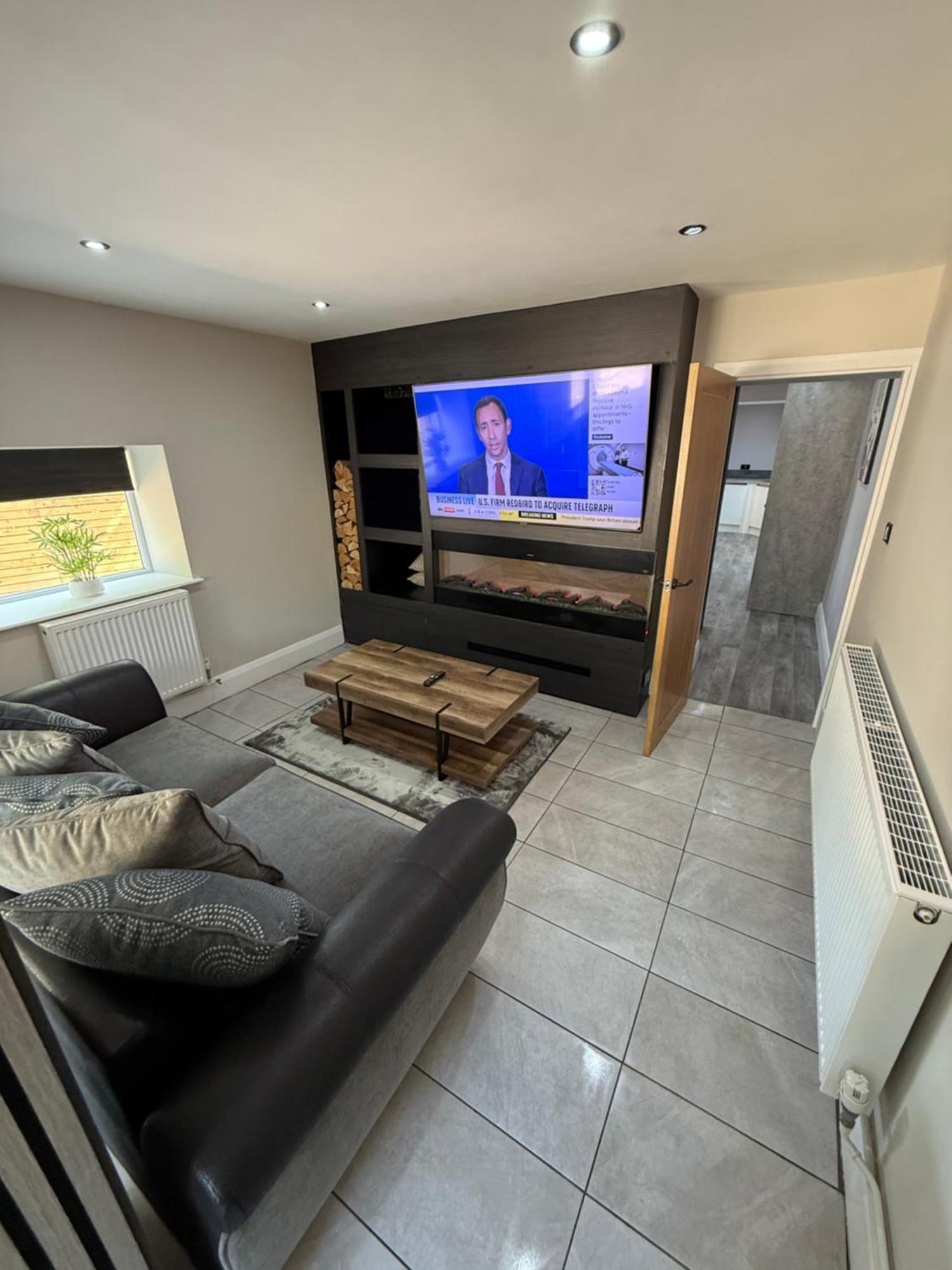 Modern 2 Bedroom Private Detached Cottage