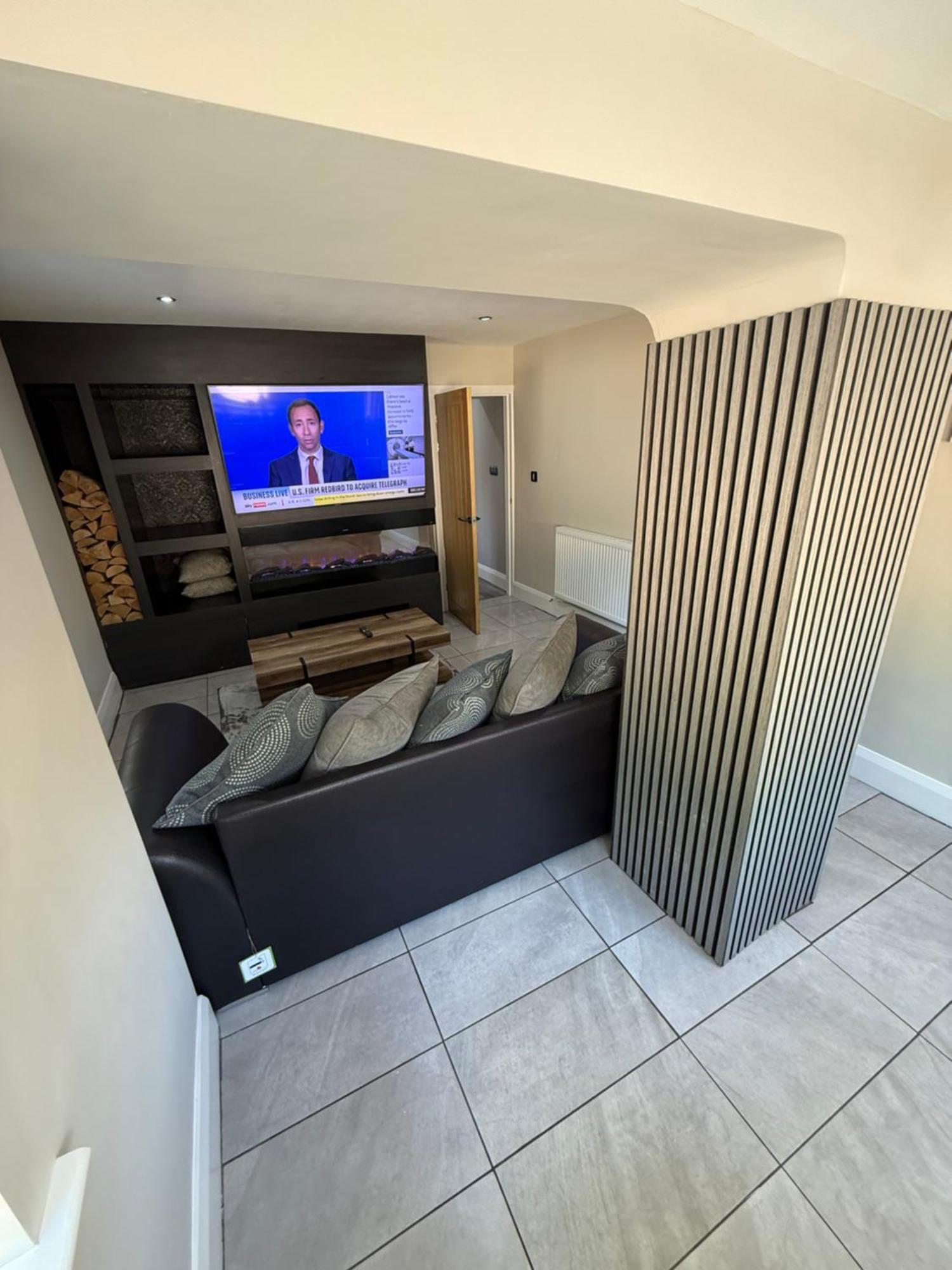 Modern 2 Bedroom Private Detached Cottage Holiday home