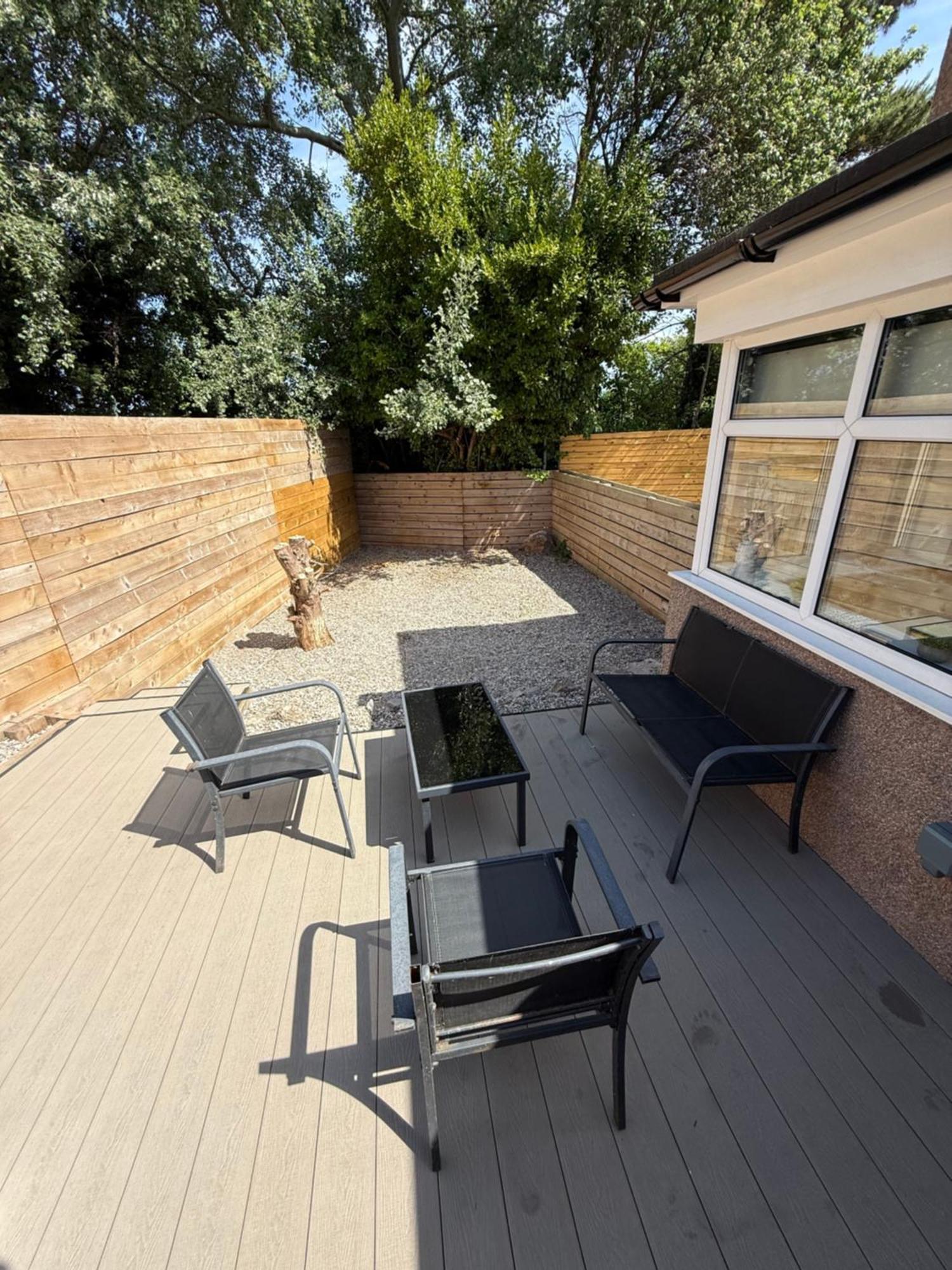 Holiday home Modern 2 Bedroom Private Detached Cottage *